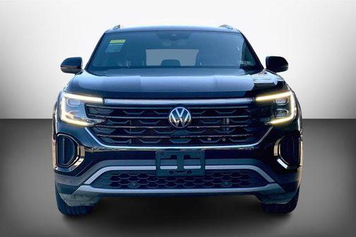 2024 Volkswagen Atlas Cross Sport 2.0T SE w/Technology 4MOTION