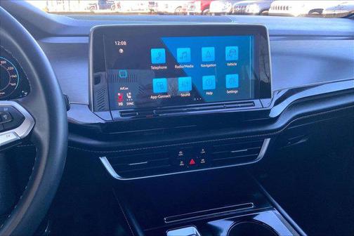 2024 Volkswagen Atlas Cross Sport 2.0T SE w/Technology 4MOTION