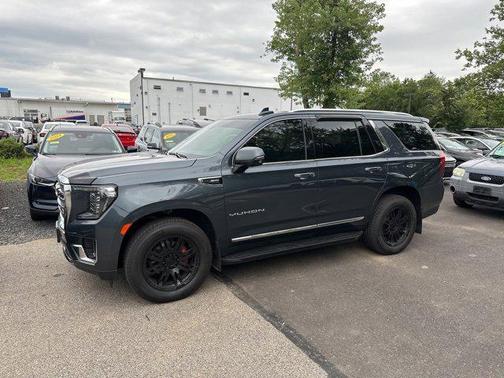 2021 GMC Yukon SLT