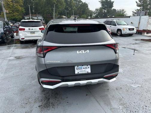 2024 Kia Sportage LX