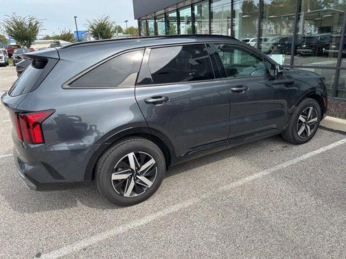2023 Kia Sorento S