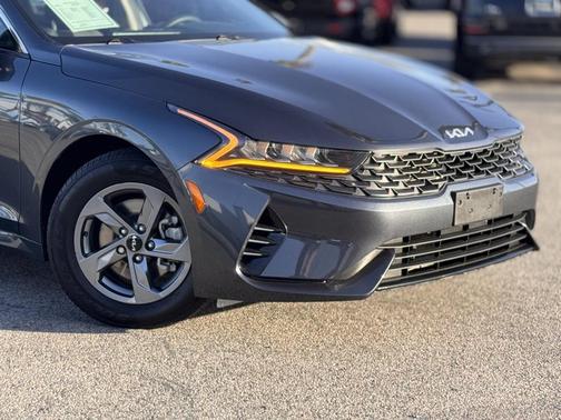 2022 Kia K5 LXS