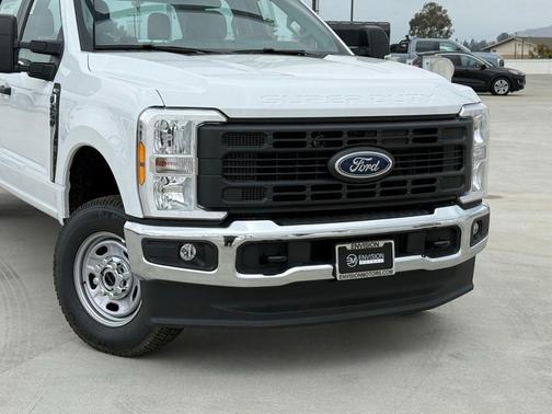 Oxford White 2026 Ford F-250 XL
