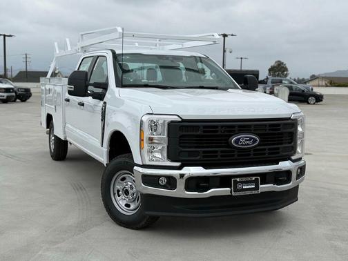 Oxford White 2026 Ford F-250 XL