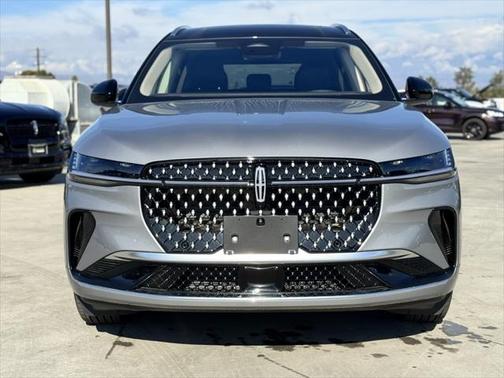2025 Lincoln Nautilus Reserve