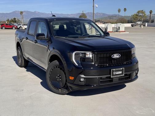 2026 Ford Maverick Lobo Standard