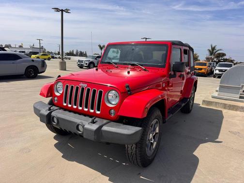 2016 Jeep Wrangler Unlimited Sahara