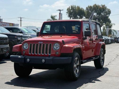 2016 Jeep Wrangler Unlimited Sahara