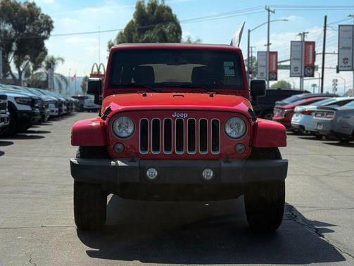 2016 Jeep Wrangler Unlimited Sahara
