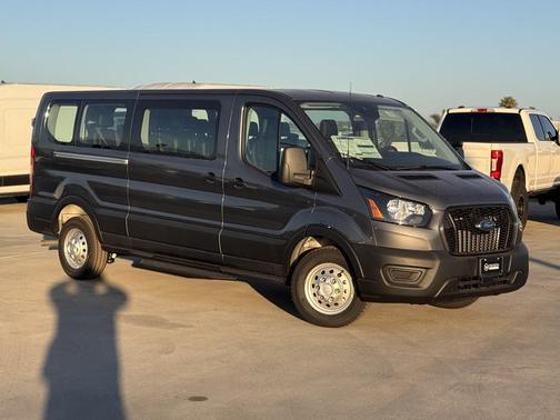 2025 Ford Transit-350 XL