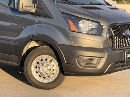 2025 Ford Transit-350 XL