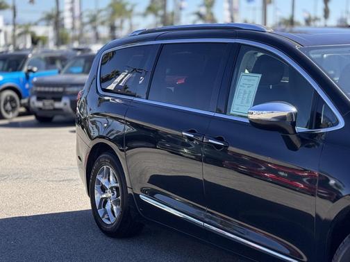 2018 Chrysler Pacifica Limited