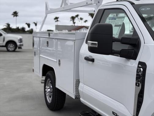 2025 Ford F-350 XL