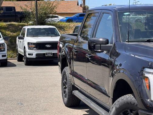 Agate Black Metallic 2026 Ford F-150 Lariat