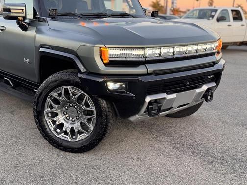 2024 GMC HUMMER EV SUV 3X
