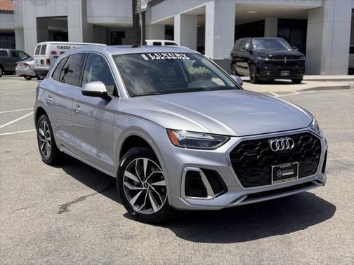 2022 Audi Q5 45 S line Premium Plus