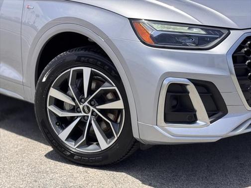 2022 Audi Q5 45 S line Premium Plus