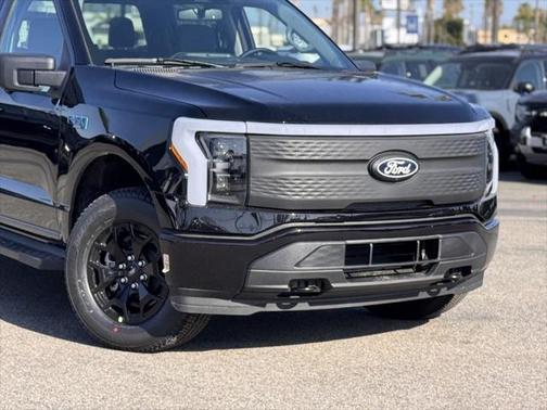 2025 Ford F-150 Lightning XLT