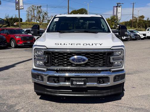 2024 Ford F-350 Lariat