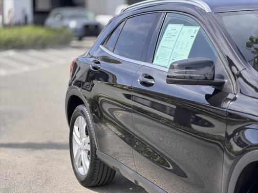 2017 Mercedes-Benz GLA 250 Base