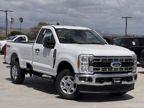 2025 Ford F-350 XLT