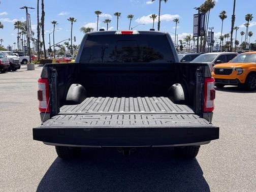 Carbonized Gray Metallic 2023 Ford F-150 Lariat