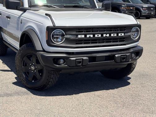Oxford White 2025 Ford Bronco Big Bend