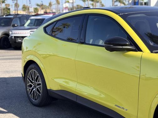 2025 Ford Mustang Mach-E Premium