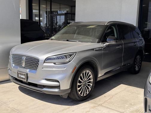 2024 Lincoln Aviator Premiere