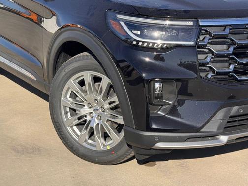 Agate Black Metallic 2026 Ford Explorer Platinum