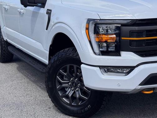 Oxford White 2023 Ford F-150 Tremor