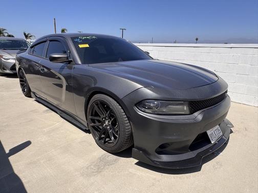 2017 Dodge Charger SXT