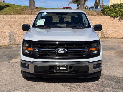 White Metallic 2025 Ford F-150 XLT