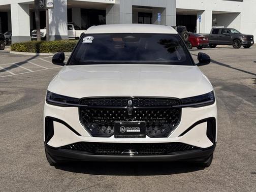 2025 Lincoln Nautilus Premiere