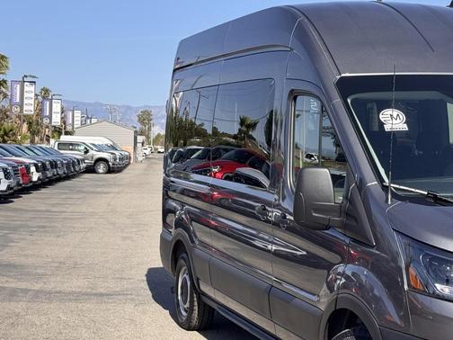 2025 Ford Transit-350 XL