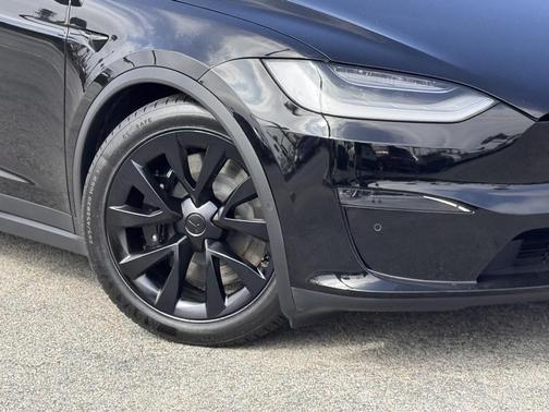 2022 Tesla Model X Plaid Tri Motor All-Wheel Drive