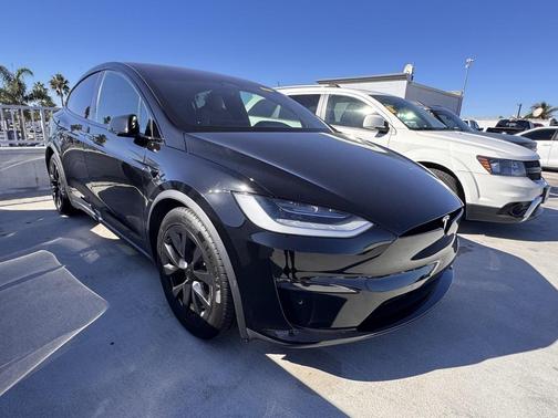 2022 Tesla Model X Plaid Tri Motor All-Wheel Drive