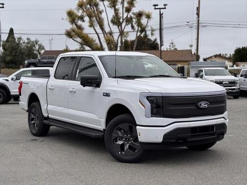 2025 Ford F-150 Lightning Flash