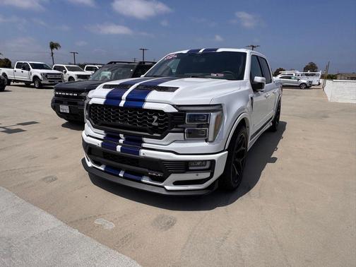 Oxford White 2024 Ford F-150 Lariat