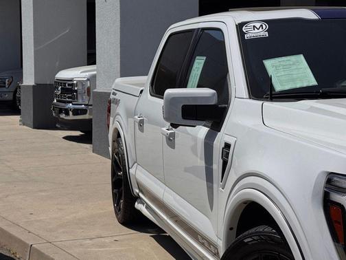 Oxford White 2024 Ford F-150 Lariat
