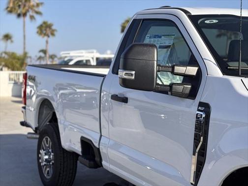 2025 Ford F-350 XLT