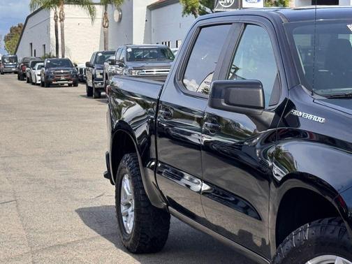 2022 Chevrolet Silverado 1500 RST