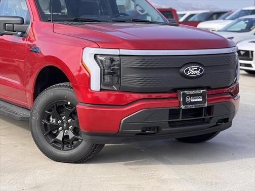 2025 Ford F-150 Lightning XLT