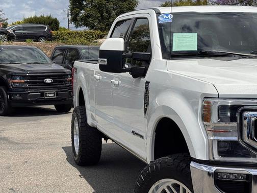 White Metallic 2020 Ford F-250 Lariat