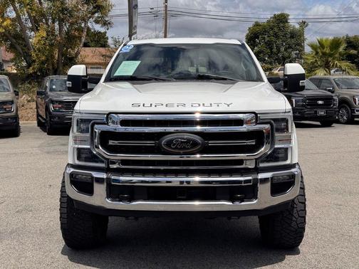 White Metallic 2020 Ford F-250 Lariat