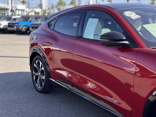 2022 Ford Mustang Mach-E Premium