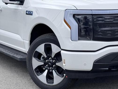 2025 Ford F-150 Lightning Platinum