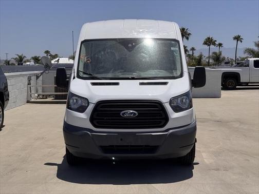 2017 Ford Transit-150 XL