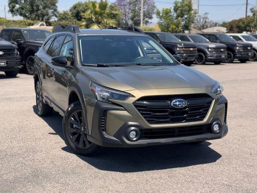 Green Metallic 2024 Subaru Outback Onyx Edition