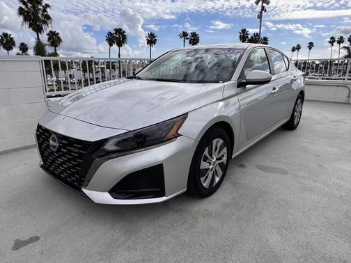 2023 Nissan Altima S FWD